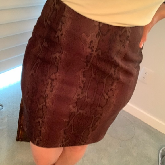 Retro Snake print skirt -size 6 - Picture 2 of 5